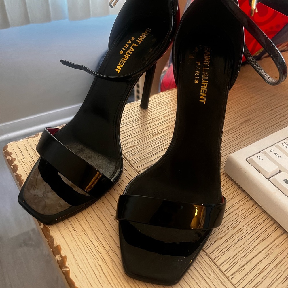 Saint Laurent Black Women's Heels